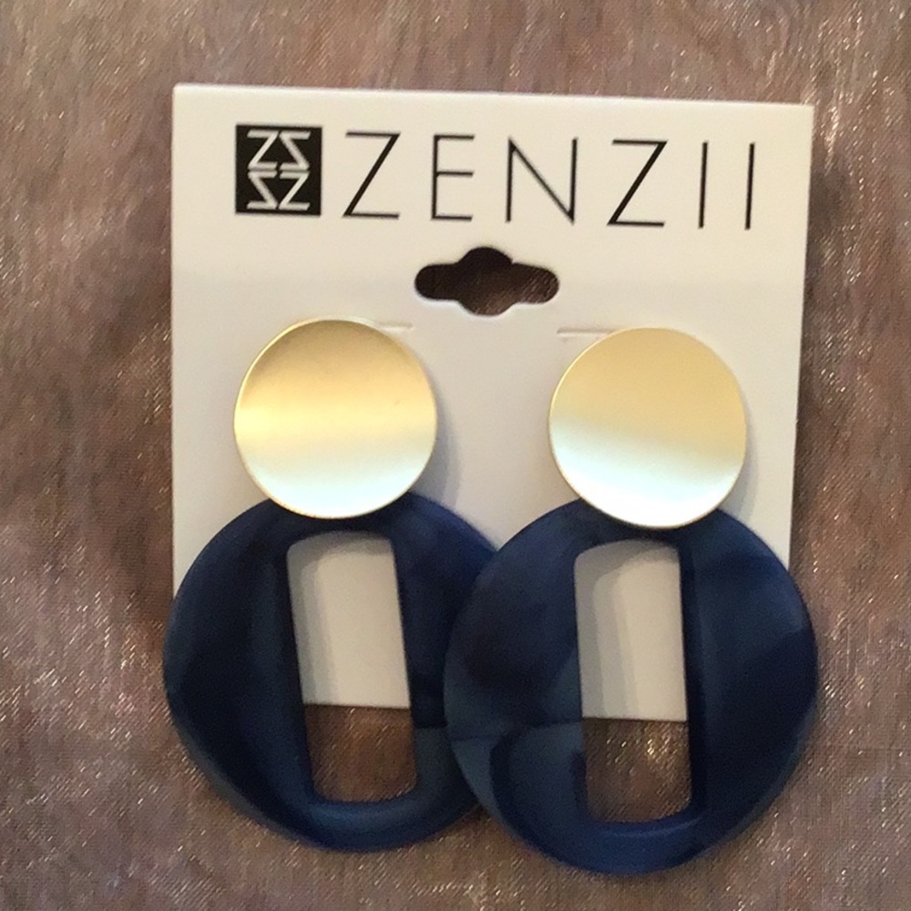 Zenzii pierced earrings NWOT